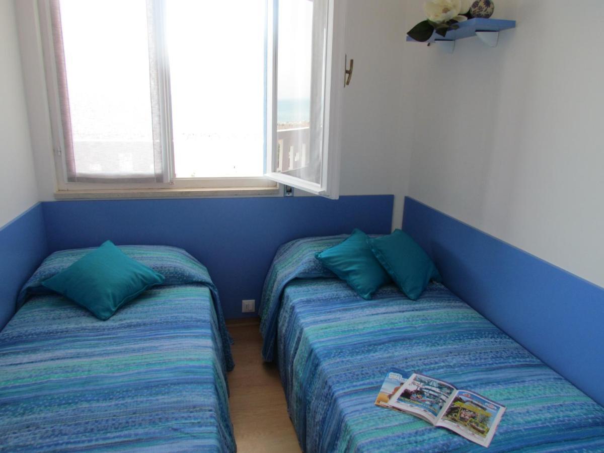 Condominio Zenith Bibione Exterior foto